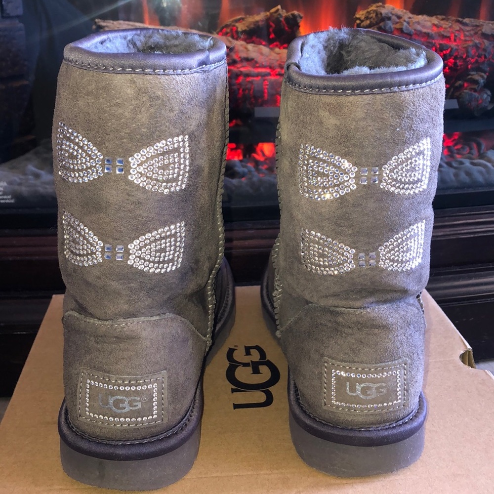 Grey Crystal Bow UGGPure Boots